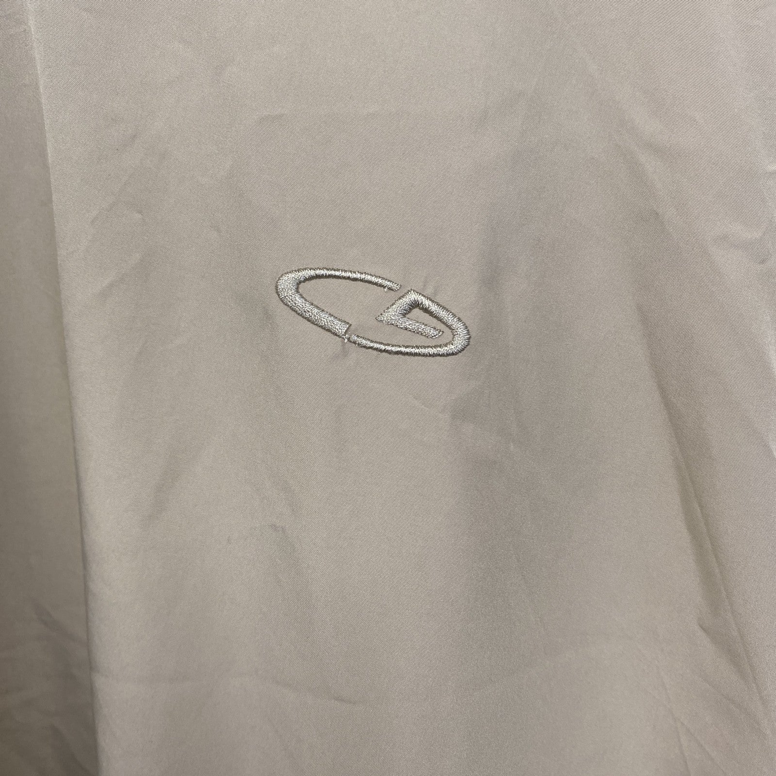 古着 used　C9 by Champion 　長袖ナイロンプルオーバー　ワンポイント刺　ノームコア　ベージュ　XXLサイズ