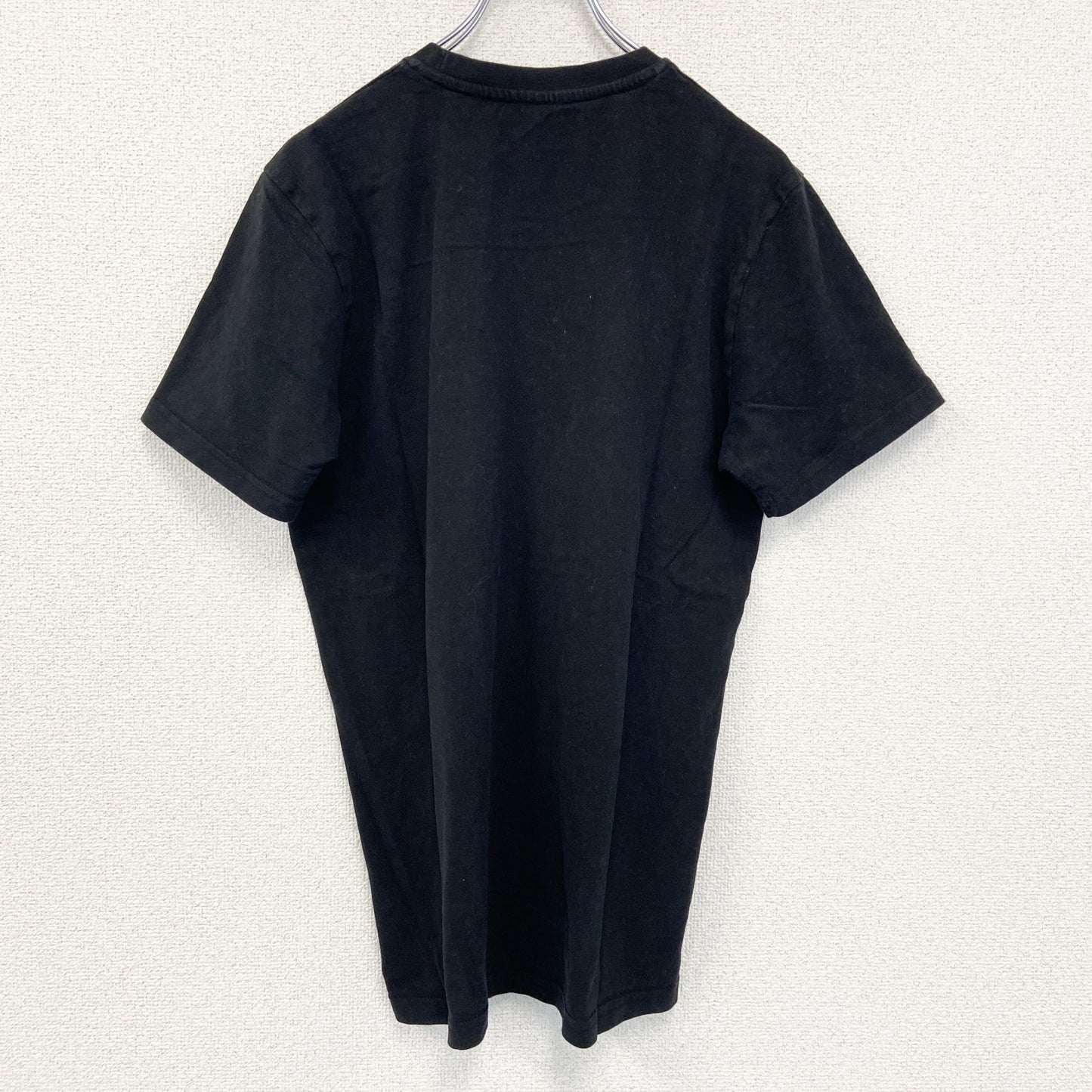 半袖プリントTシャツ　4連プリント　カプセルプリント　アーチプリント　クルーネック　黒　ブラック