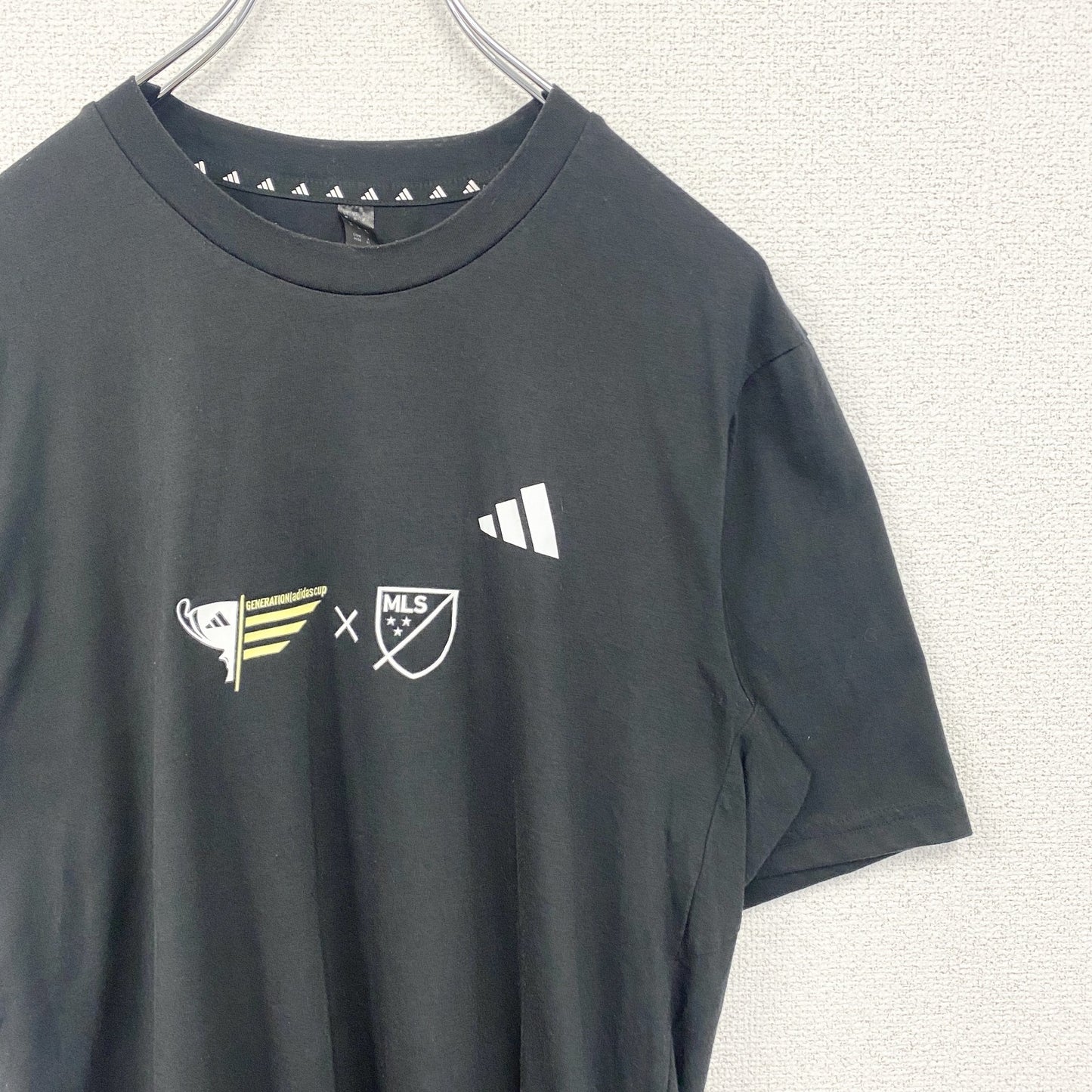 古着 used　Adidas　アディダス　半袖プリントTシャツ　クルーネック　MLS　メジャーリーグサッカー　黒　Ｍサイズ