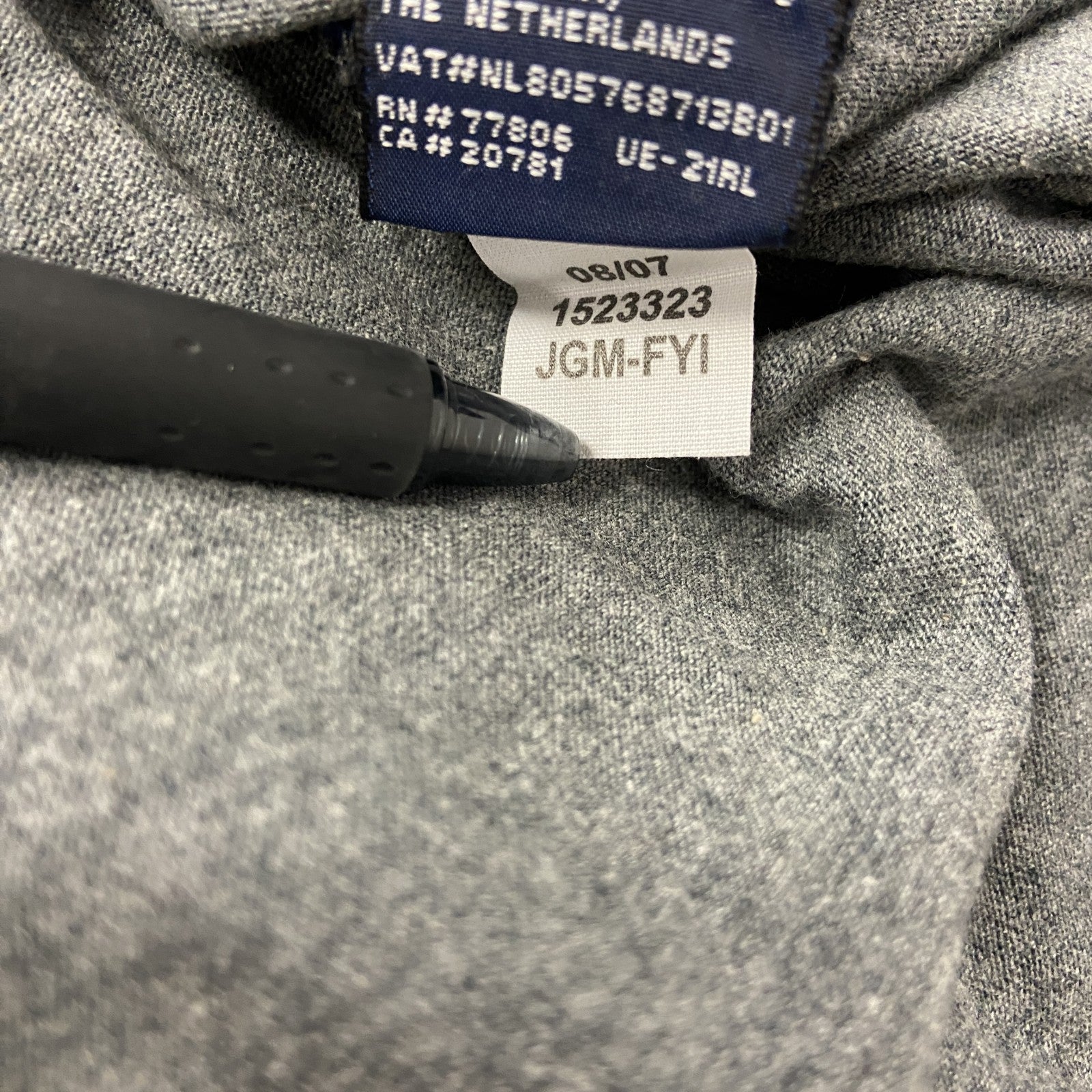 TOMMY HILFIGER　トミーヒルフィガー　半袖プリントTシャツ　グレー　Lサイズ