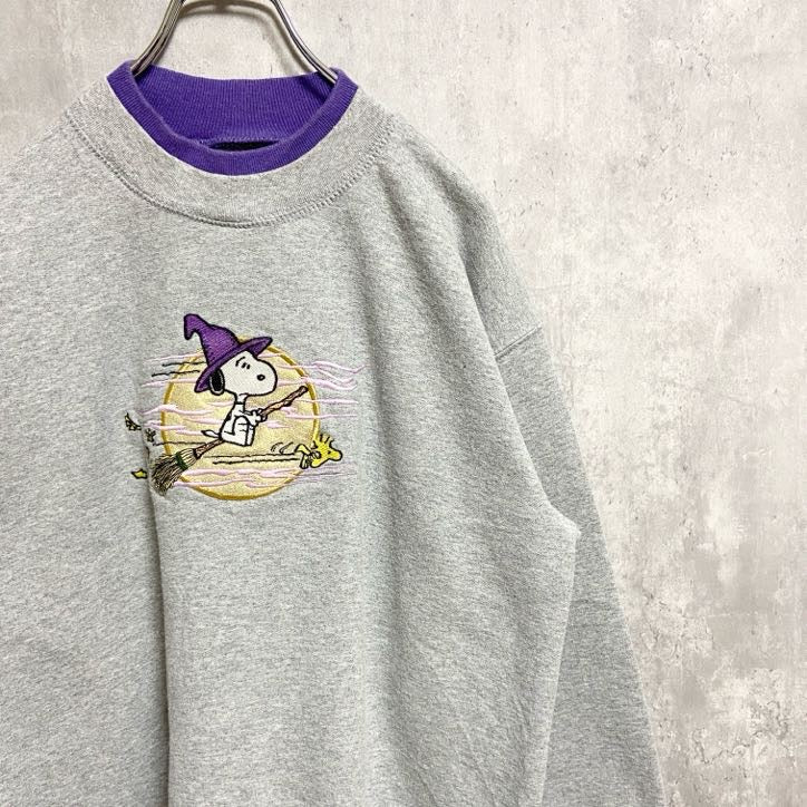 古着 used　90s～　PEANUTS　ピーナッツ　刺繍スウェット　トレーナー　スヌーピー　キャラクター　グレー　Mサイズ
