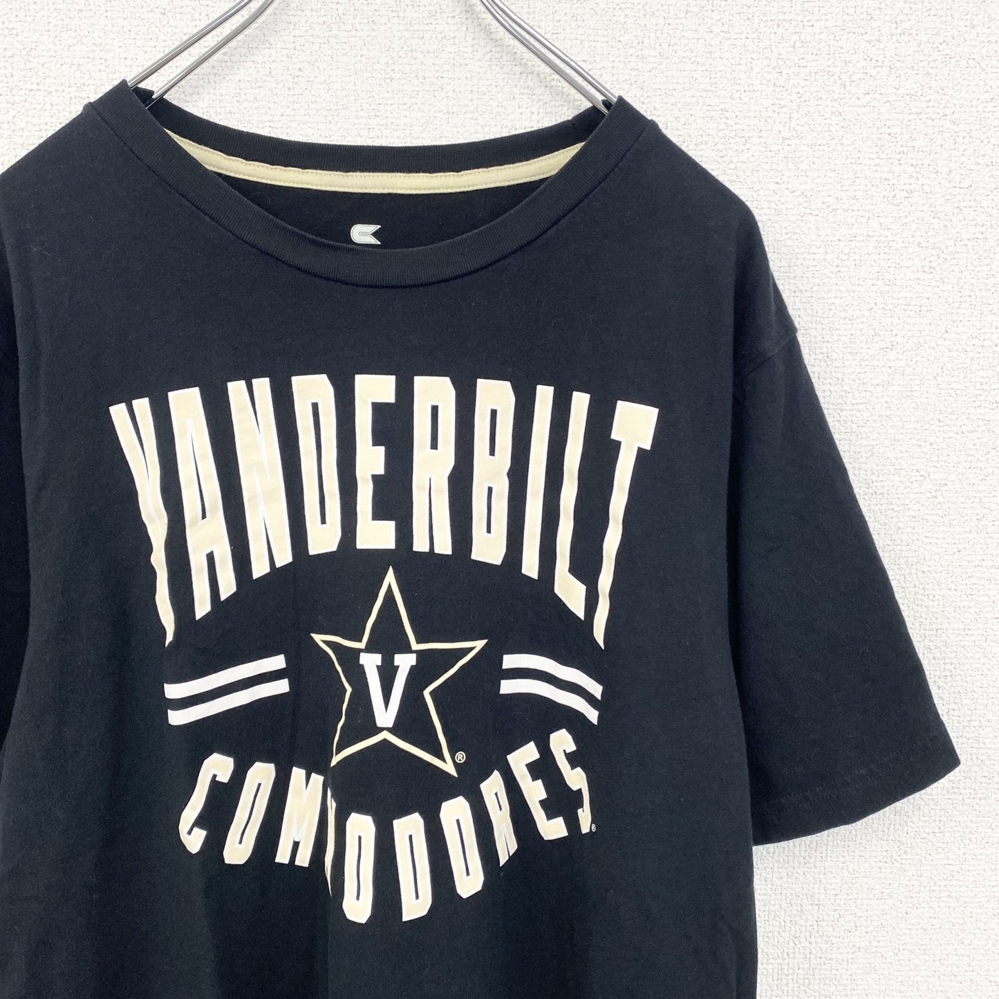 古着 used　COLOSSEUM　半袖カレッジプリントTシャツ　ヴァンダービルド大学　クルーネック　カジュアル　黒　Lサイズ