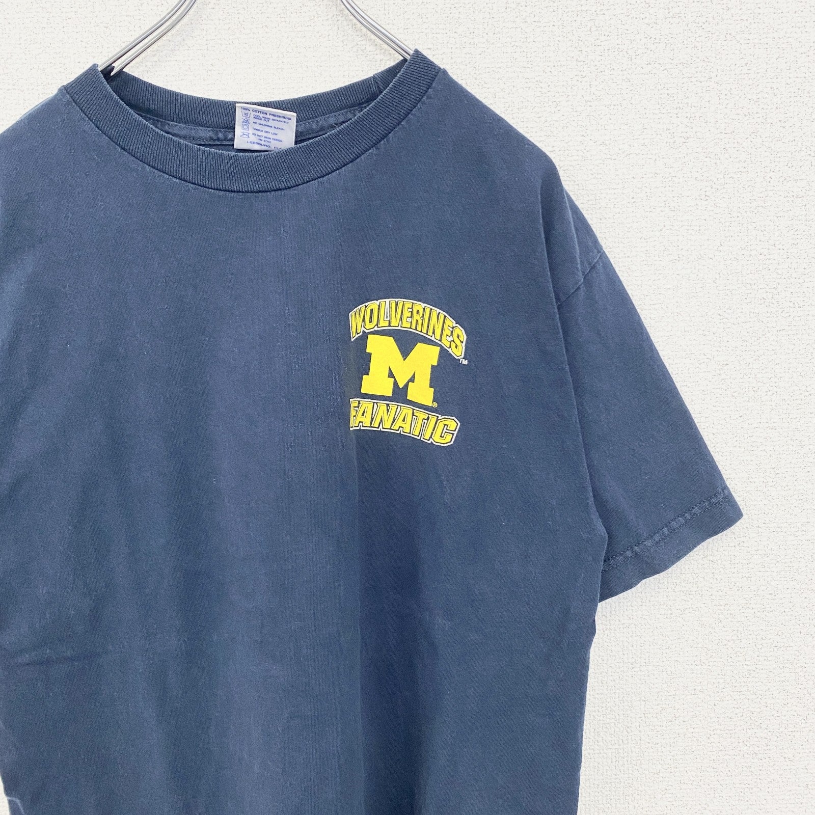 古着 used　TRI-LAKE　半袖カレッジプリントTシャツ　ミシガン州立大学　クルーネック　カジュアル　ネイビー　Mサイズ