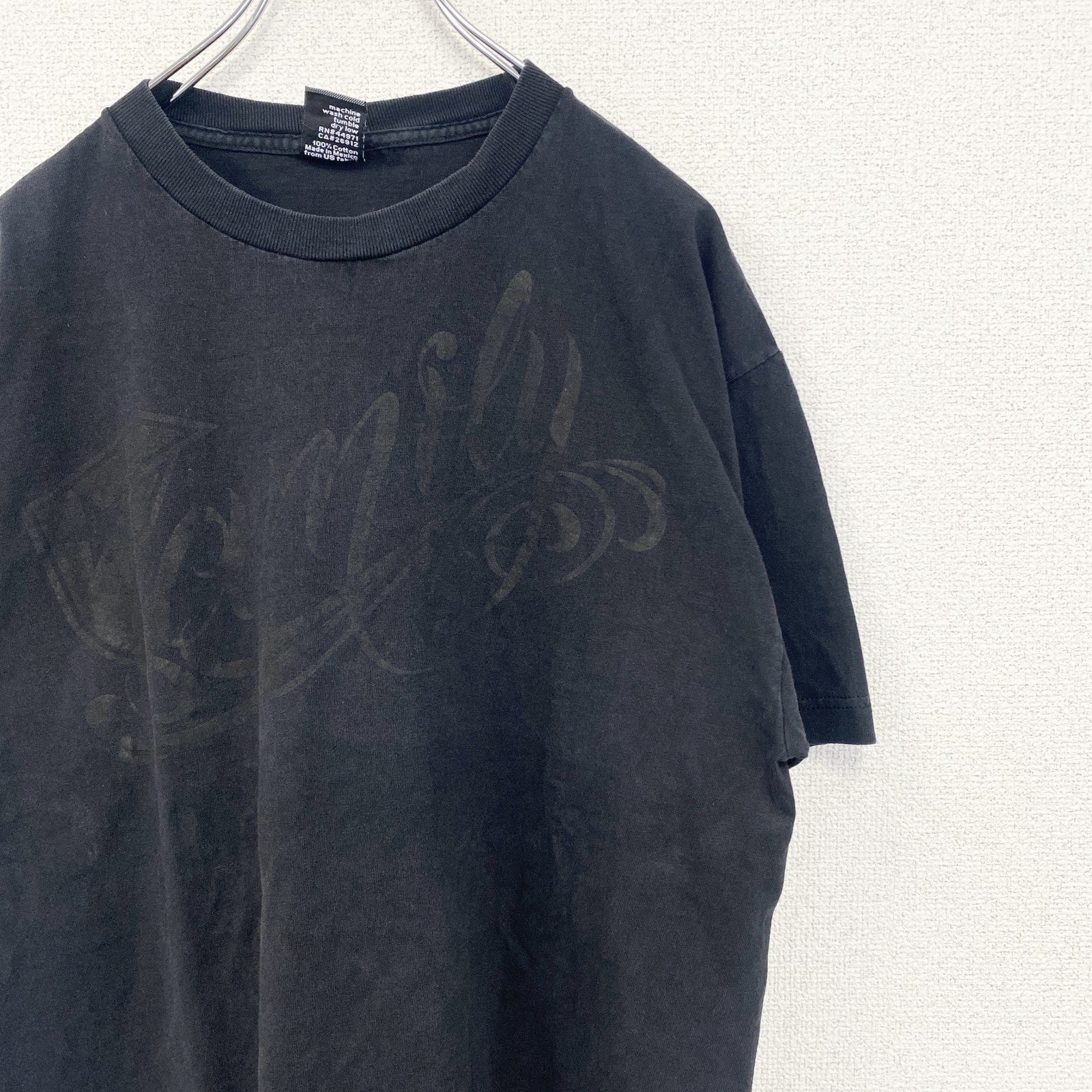 古着 used　FAMOUS STARS&STRAPS　半袖ダメージプリントTシャツ　クルーネック　カジュアル　黒　Lサイズ
