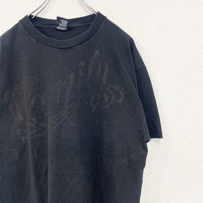 古着 used　FAMOUS STARS&STRAPS　半袖ダメージプリントTシャツ　クルーネック　カジュアル　黒　Lサイズ