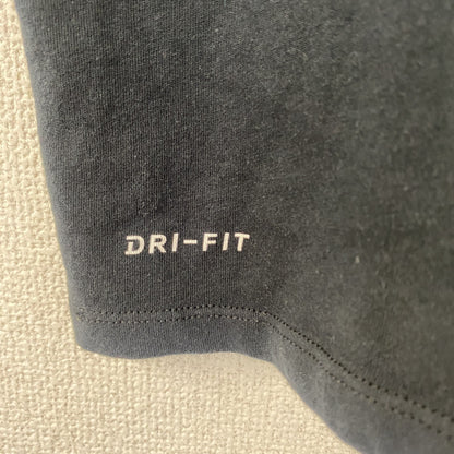 古着 used NIKE ナイキ　半袖プリントTシャツ　クルーネック　スウッシュロゴ　DRI-FIT　黒　ブラック　Sサイズ