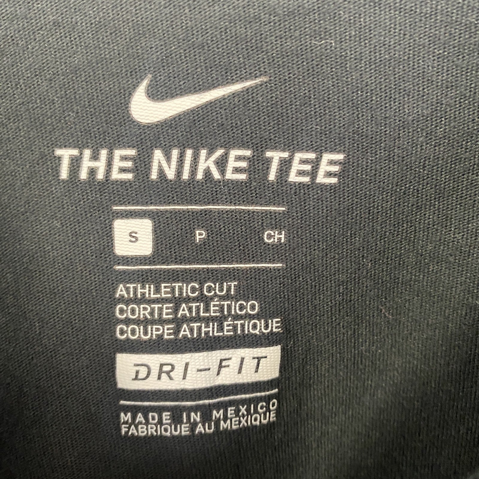 古着 used NIKE ナイキ　半袖プリントTシャツ　クルーネック　スウッシュロゴ　DRI-FIT　黒　ブラック　Sサイズ