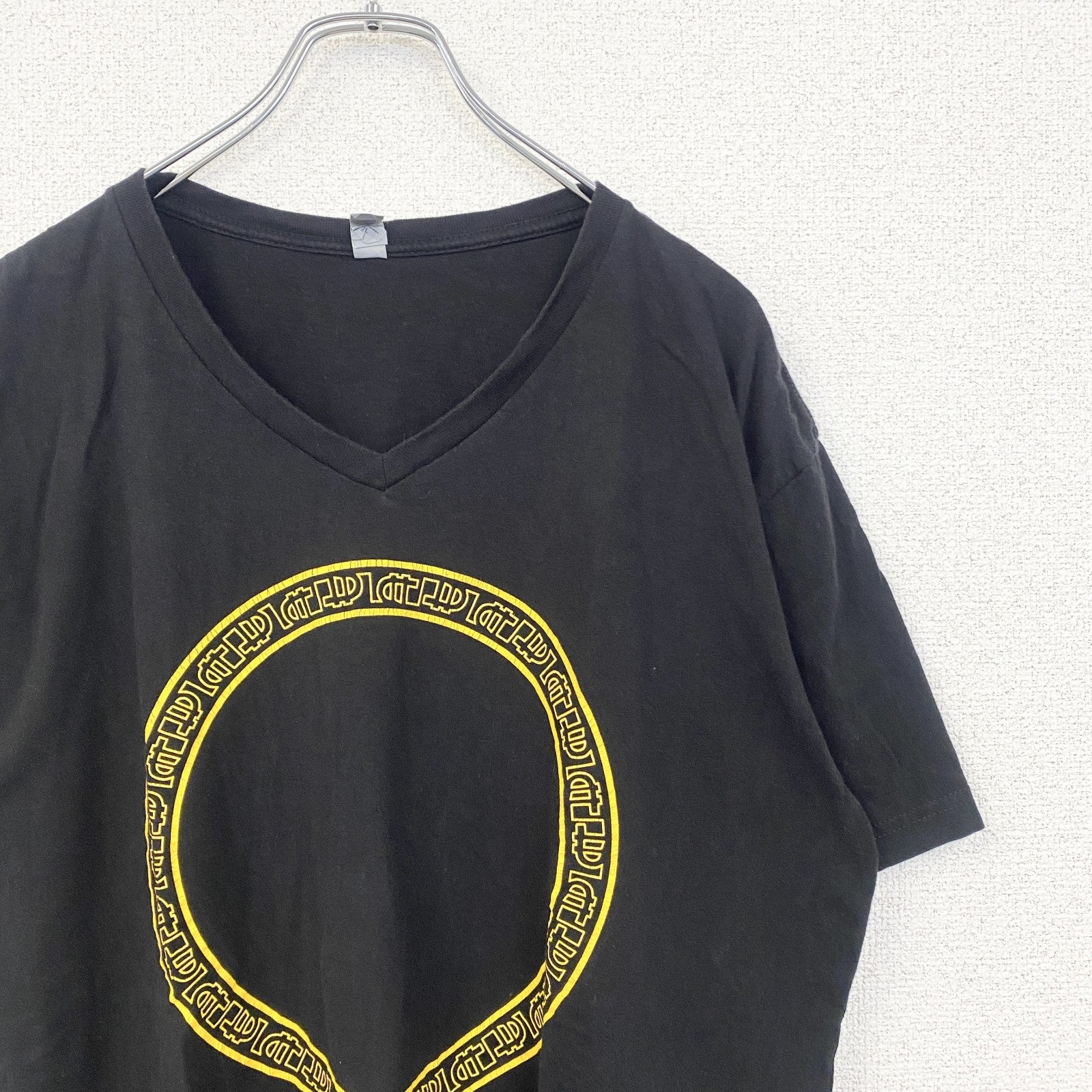 古着 used　NEXT LEVEL APPAREL　半袖プリントロゴTシャツ　レトロデザイン　Vネック　黒　ブラック　Lサイズ