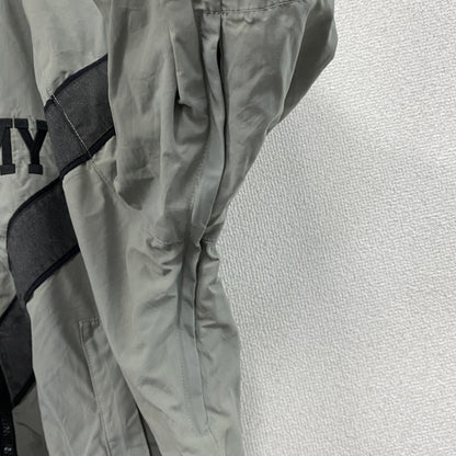 00s　米軍　U.S.ARMY　トレーニングジャケット　ナイロンジャケット　ヴィンテージ　灰色　グレー　XSサイズ