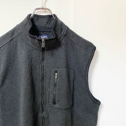 古着 used　CHAPS　チャップス　フルジップフリースベスト　ハイネック　ポケット　シンプル　ノームコア　黒　XLサイズ