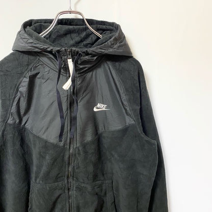 古着 used　NIKE ナイキ　長袖フリースジャケット　フルジップパーカー　ワンポイントロゴ刺繍　黒　ブラック