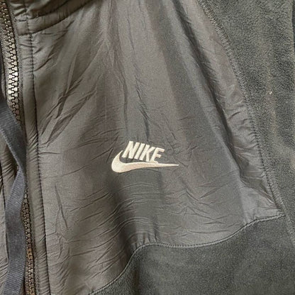 古着 used　NIKE ナイキ　長袖フリースジャケット　フルジップパーカー　ワンポイントロゴ刺繍　黒　ブラック
