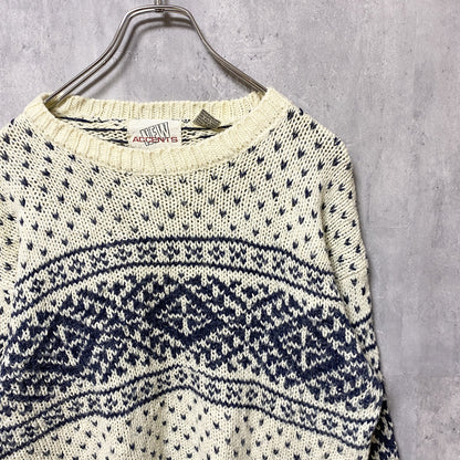 古着　used　NEW ACCENTS　長袖ノルディック柄ニット　厚手セーター　白　ホワイト　青　マトンスリーブ　Mサイズ