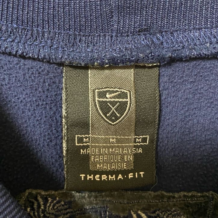 古着 used　NIKEGOLF ナイキゴルフ　長袖フリーススウェット　ワンポイント刺繍プルオーバー　ネイビー　紺　Mサイズ
