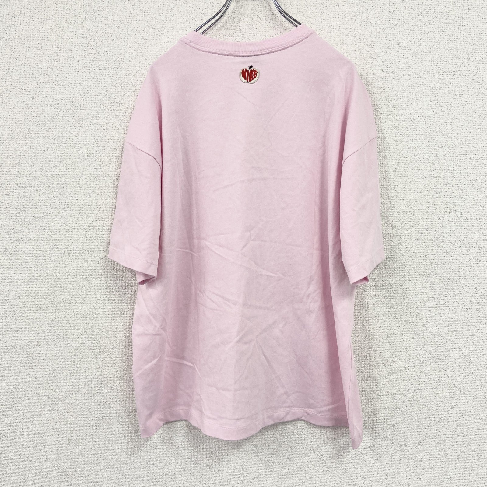 NIKE　ナイキ　半袖プリントTシャツ　スウッシュ　リンゴ　フルーツ　ピンク　Lサイズ