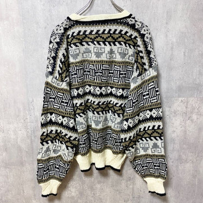 ～90s　AIGNER アイグナー　総柄デザインニット　セーター　幾何学模様　マルチカラー　XLサイズ