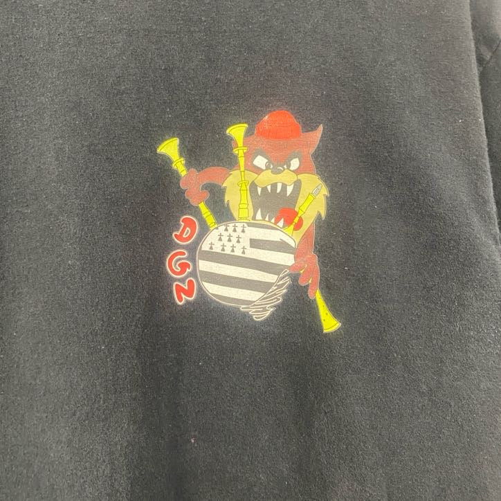 古着 used　GILDAN　ギルダン　タズマニアン・デビル　半袖ワンポイントTシャツ　バックプリント　黒　ブラック　Mサイズ