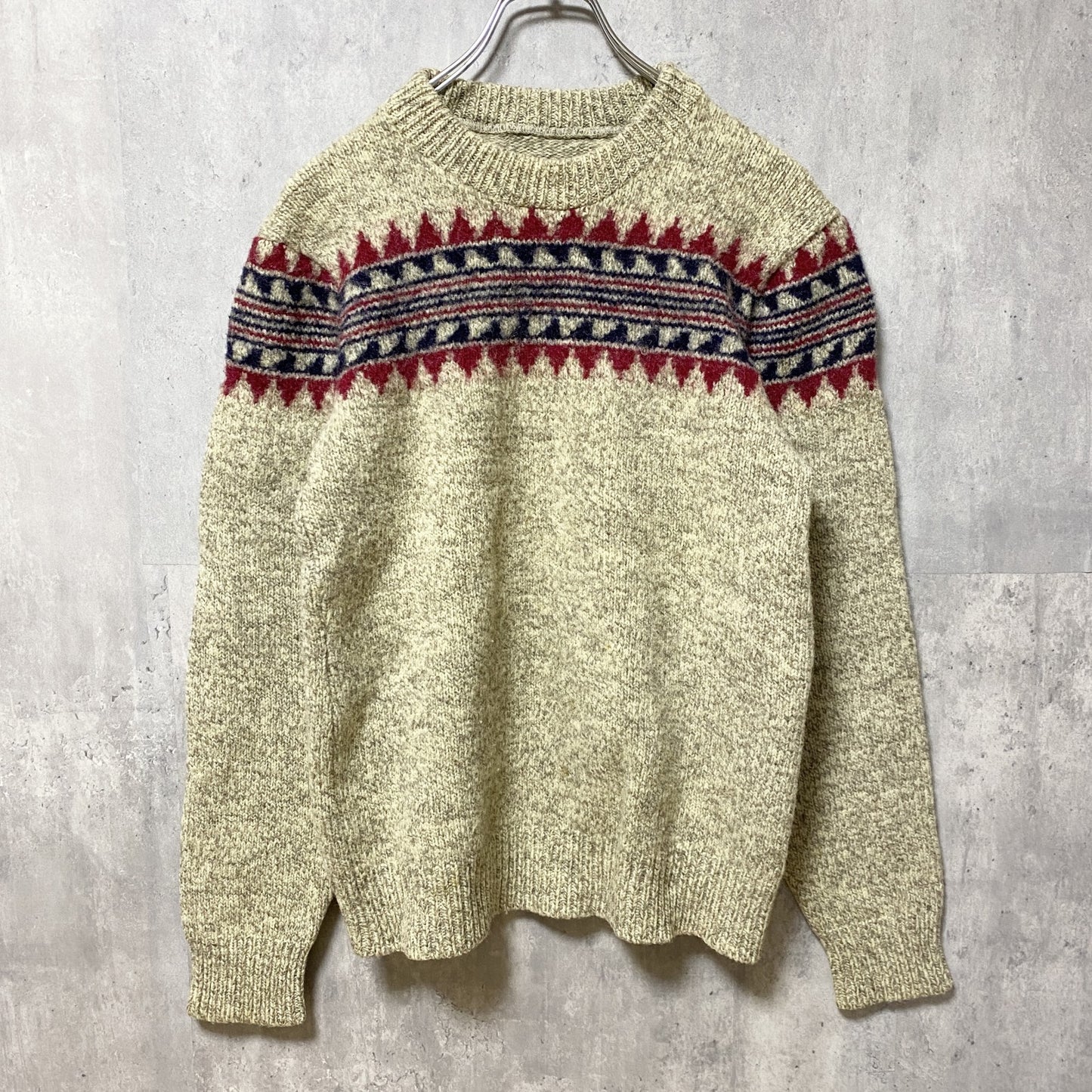 古着　used　長袖デザインニット　厚手セーター　ノルディック柄　クルーネック　レトロデザイン　ベージュ　Sサイズ