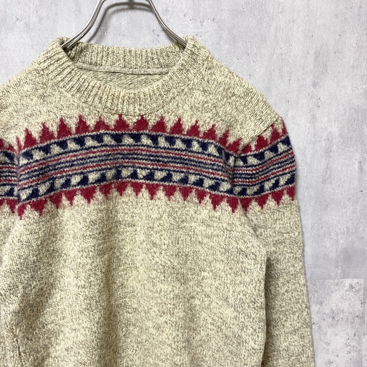 古着　used　長袖デザインニット　厚手セーター　ノルディック柄　クルーネック　レトロデザイン　ベージュ　Sサイズ
