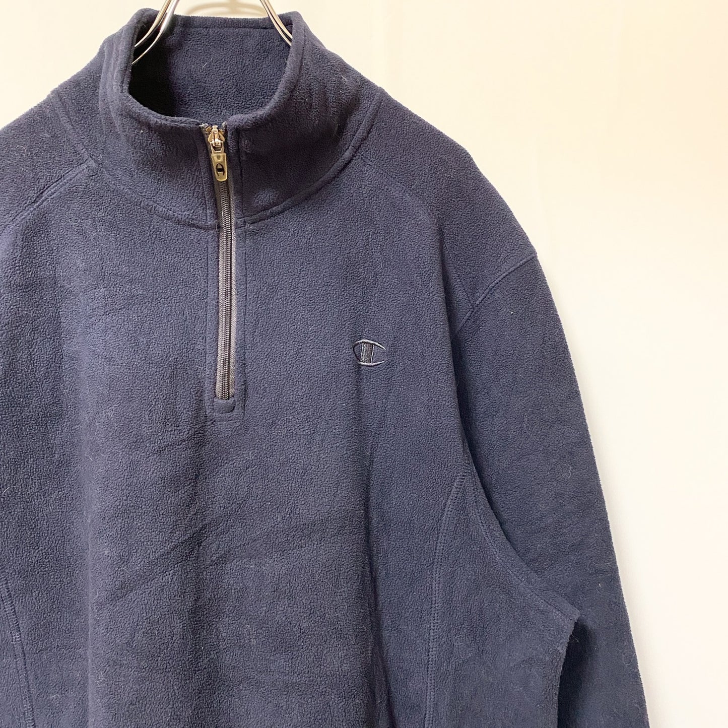 古着 used　Champion チャンピオン　長袖ハーフジップフリースジャケット　プルオーバー　ワンポイントロゴ刺繍　Lサイズ