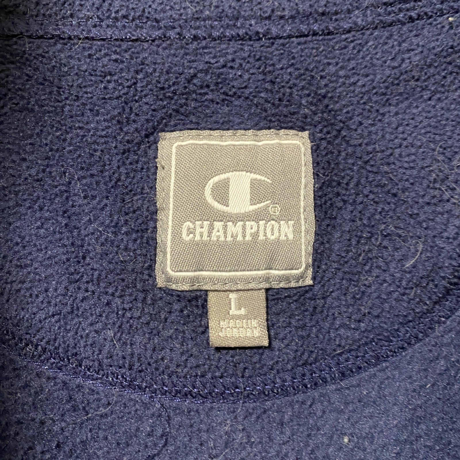 古着 used　Champion チャンピオン　長袖ハーフジップフリースジャケット　プルオーバー　ワンポイントロゴ刺繍　Lサイズ