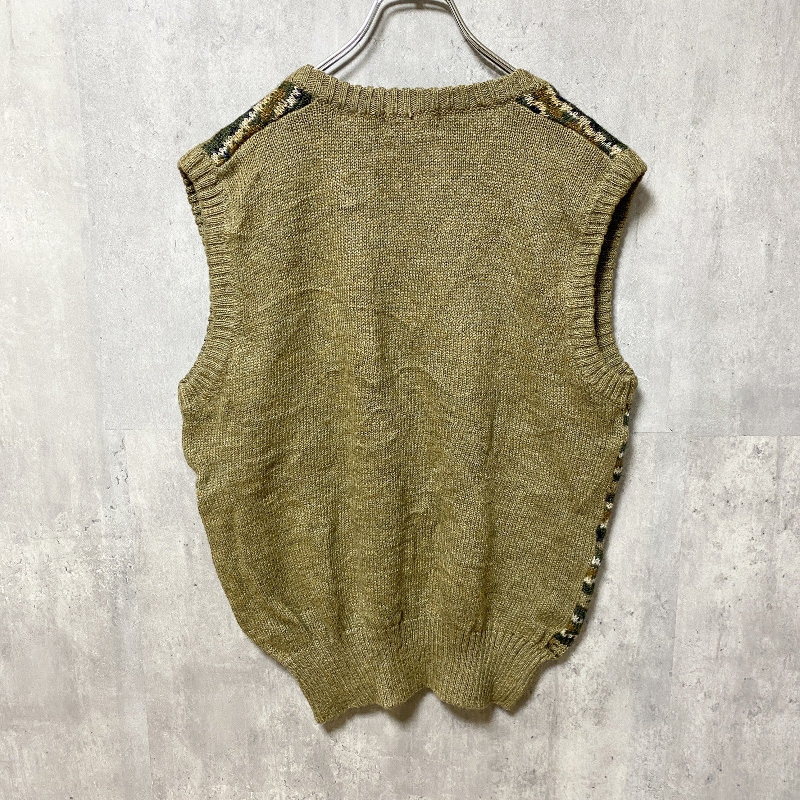 ～90s　MERVYN’S　総柄アクリルニットベスト　Vネック　フェアアイル　ヴィンテージ　秋冬服　Lサイズ