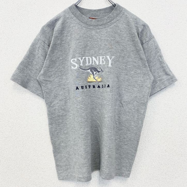 古着 used　Kangaroo　カンガルー　半袖アニマル刺繍Tシャツ　クルーネック　オーストラリア　シドニー　グレー　Sサイズ