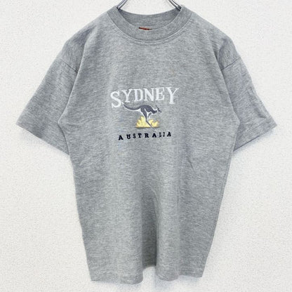 古着 used　Kangaroo　カンガルー　半袖アニマル刺繍Tシャツ　クルーネック　オーストラリア　シドニー　グレー　Sサイズ