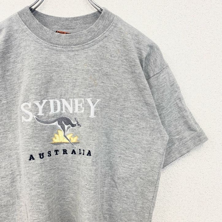 古着 used　Kangaroo　カンガルー　半袖アニマル刺繍Tシャツ　クルーネック　オーストラリア　シドニー　グレー　Sサイズ