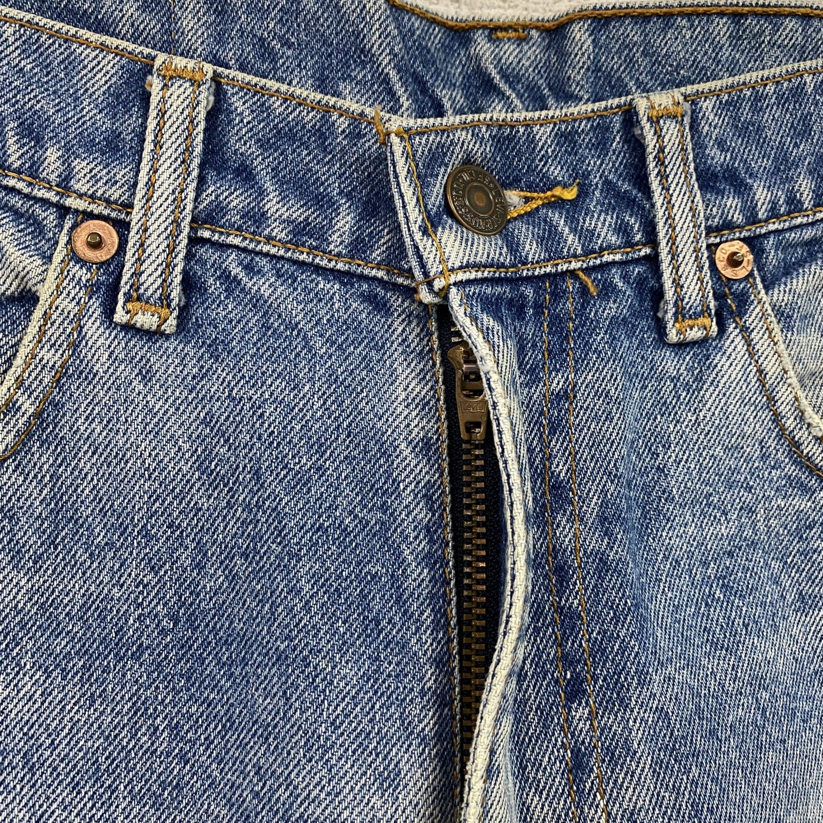 Levi's　リーバイス　606　ダメージデニムパンツ/ジーンズ　ジップフライ　縦落ち　インディゴ　W31サイズ