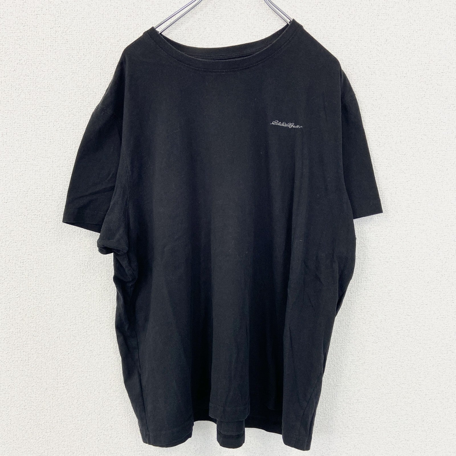 古着 used　Eddie Bauer　半袖ビッグプリントTシャツ　ワンポイント　クルーネック　カジュアルデザイン　黒　Lサイズ
