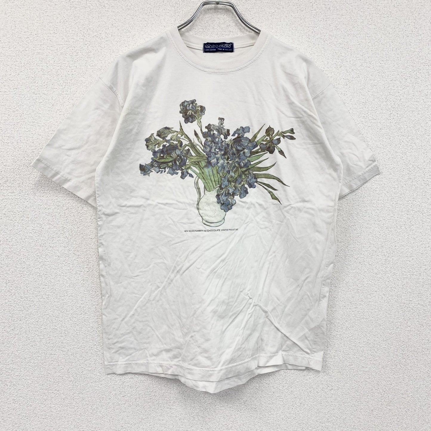 Chocolate　ゴッホ　半袖プリントアートTシャツ　アイリスのある花瓶　花柄　クルーネック　白　ホワイト