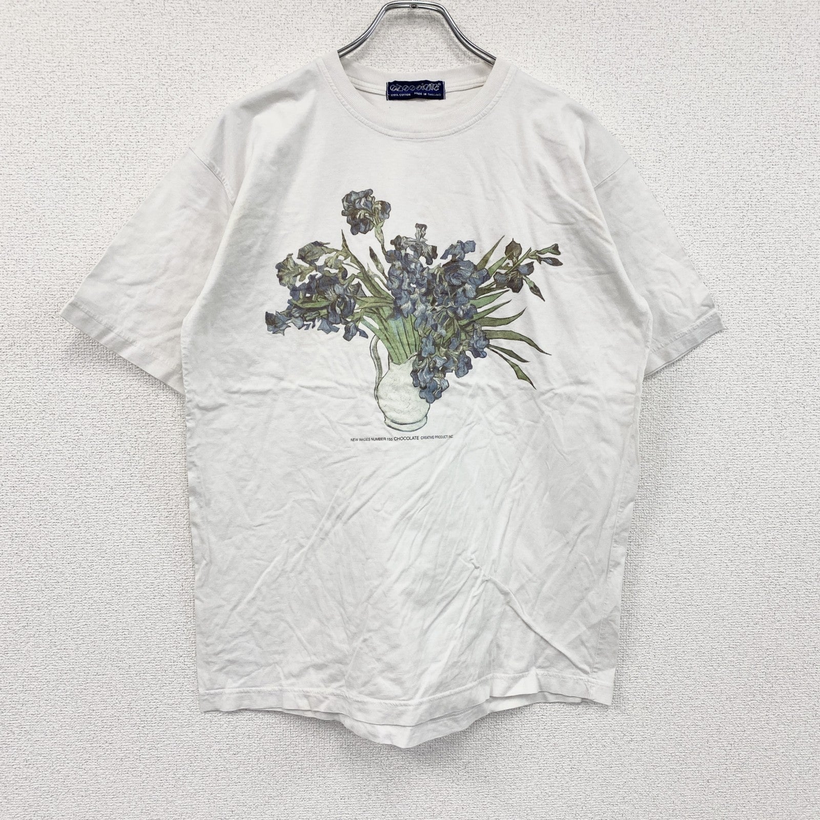 Chocolate　ゴッホ　半袖プリントアートTシャツ　アイリスのある花瓶　花柄　クルーネック　白　ホワイト