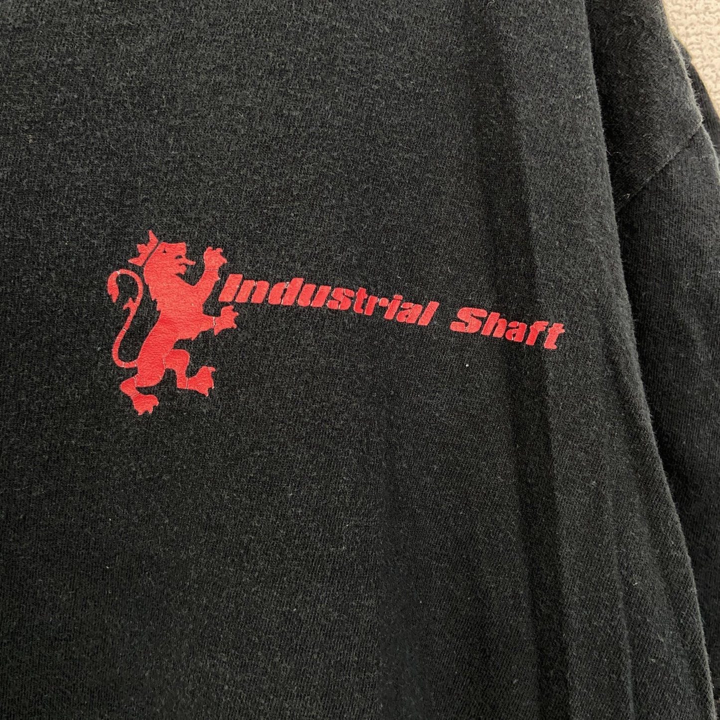 古着 used　ノーブランド　半袖プリントTシャツ　Vネック　industrial shaft　カジュアルデザイン　黒　Mサイズ