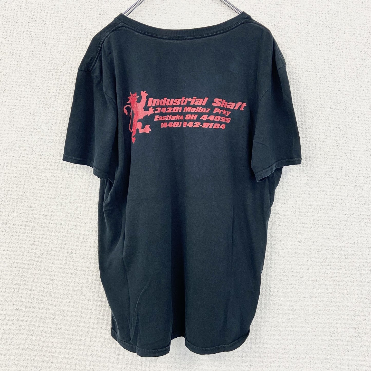 古着 used　ノーブランド　半袖プリントTシャツ　Vネック　industrial shaft　カジュアルデザイン　黒　Mサイズ