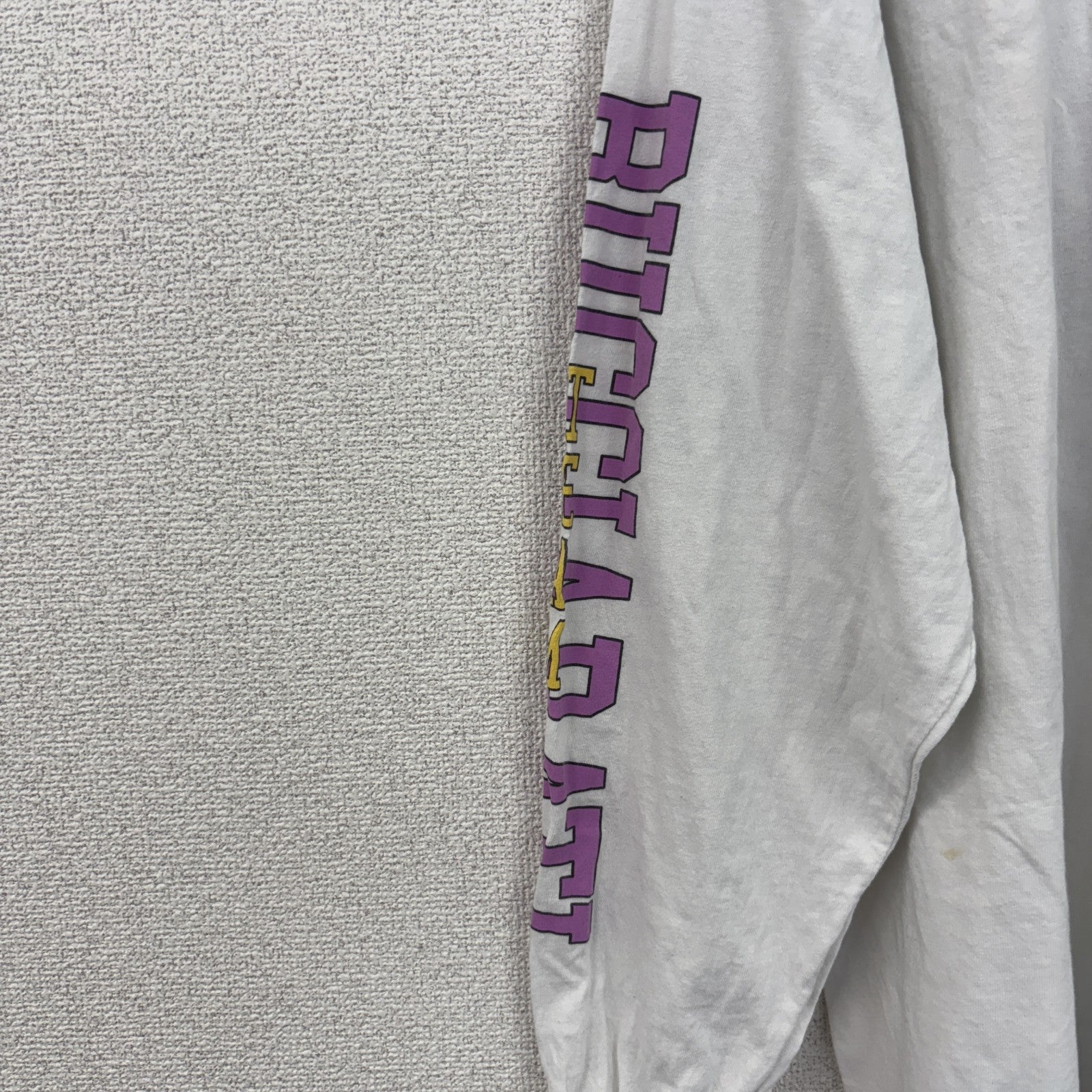 古着 used　ジョジョの奇妙な冒険　長袖アニメプリントTシャツ　ロンT　漫画　少年ジャンプ　白　クルーネック　2XLサイズ