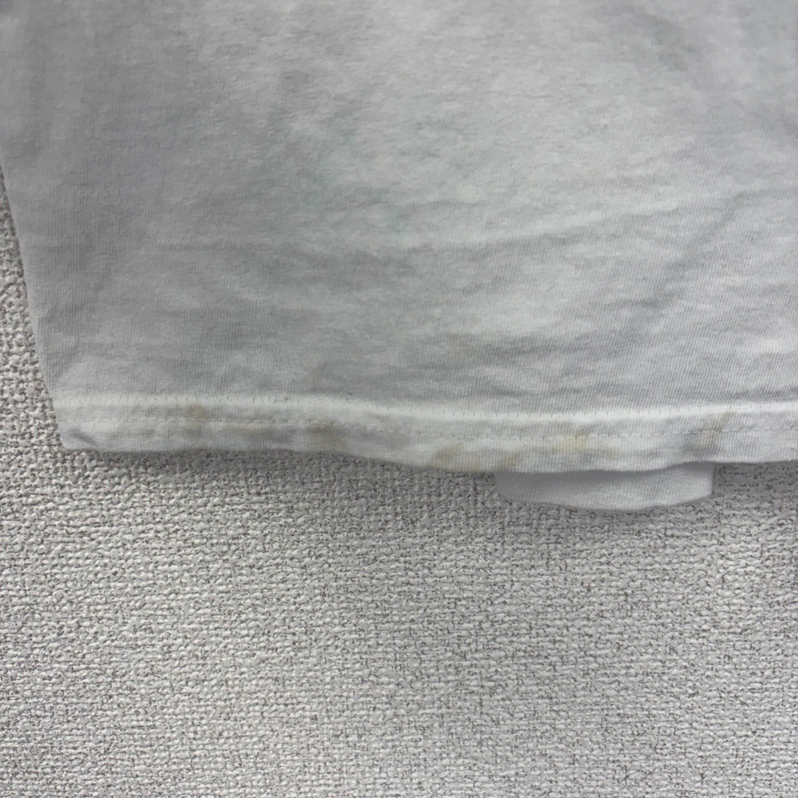 古着 used　ジョジョの奇妙な冒険　長袖アニメプリントTシャツ　ロンT　漫画　少年ジャンプ　白　クルーネック　2XLサイズ