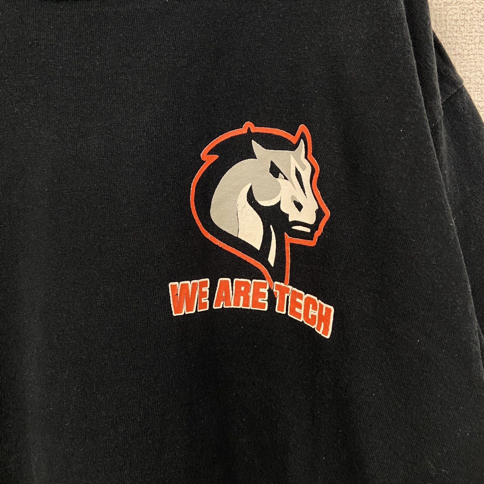 古着 used　GILDAN ギルダン　半袖プリントデザインTシャツ　クルーネック　WE ARE TECH　黒　ブラック　Mサイズ