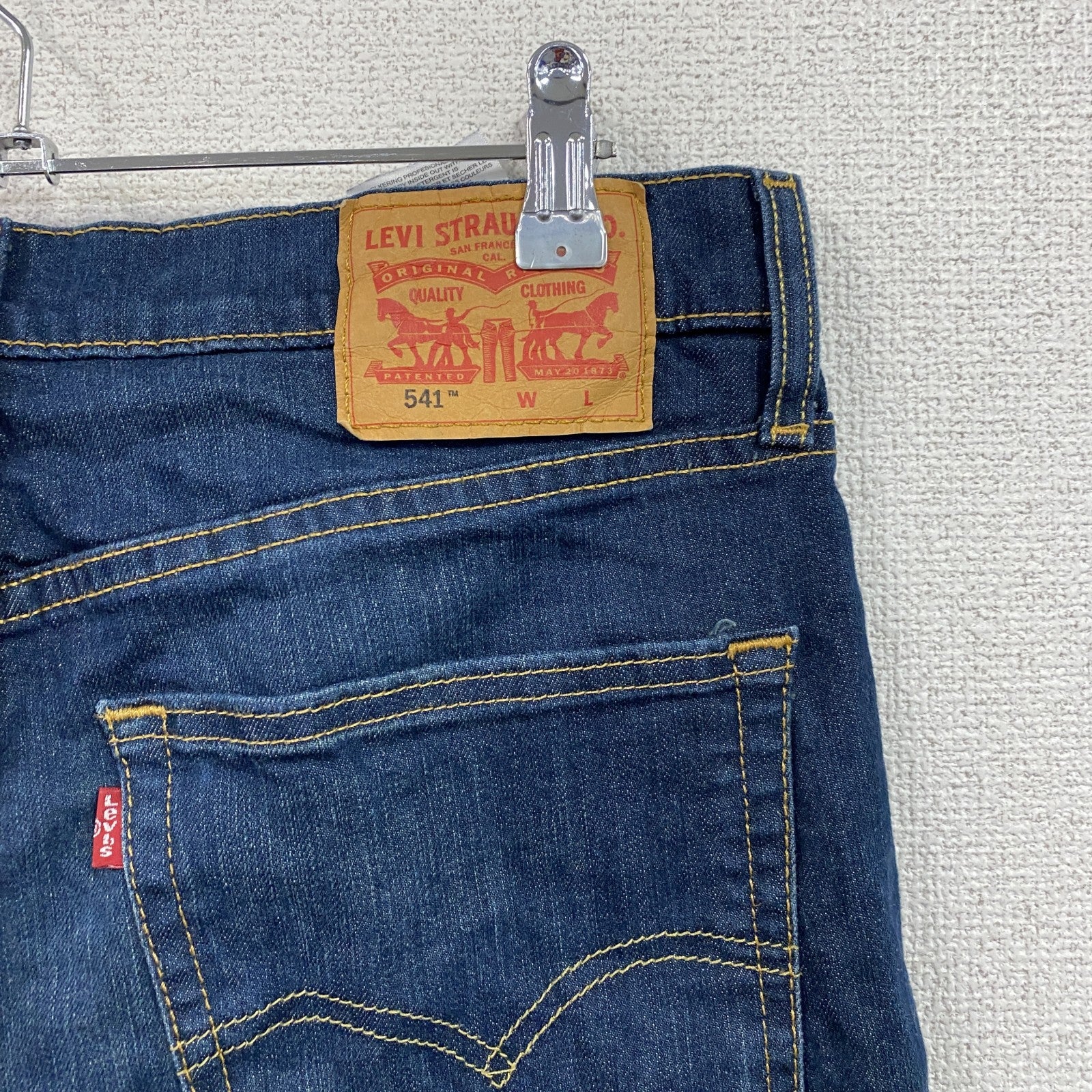 Levi’s　リーバイス　541　デニムパンツ/ジーンズ　ジップフライ　鬼ヒゲ　縦落ち　インディゴ　W32サイズ