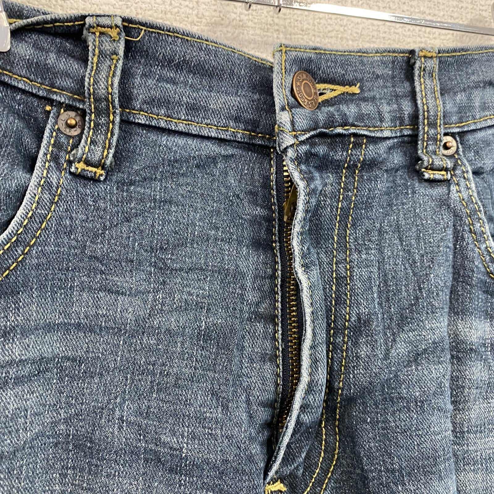 Levi’s　リーバイス　SIGNATURE　デニムパンツ/ジーンズ　ジップフライ　フェード　縦落ち　インディゴ　W32サイズ
