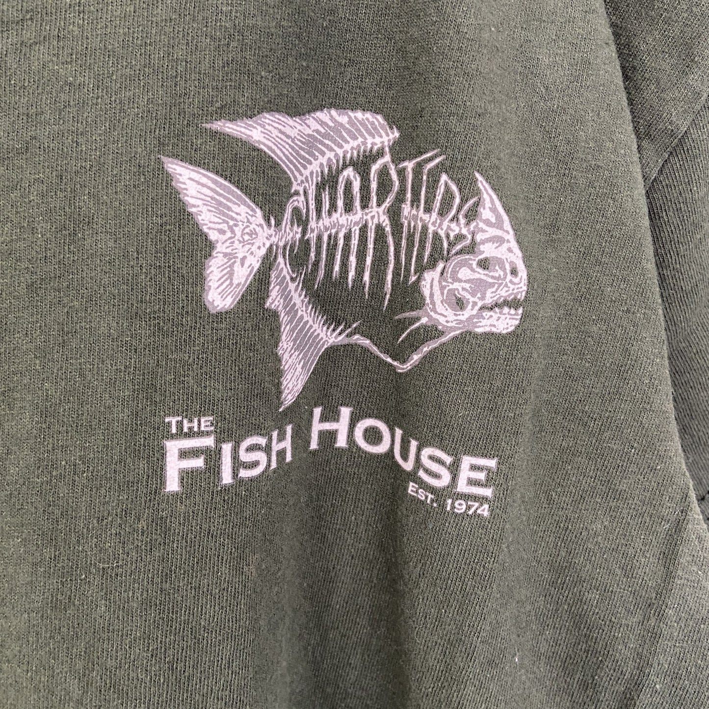 古着 used　GILDAN ギルダン　半袖プリントデザインTシャツ　クルーネック　FISH HOUSE　緑　レトロ　Sサイズ