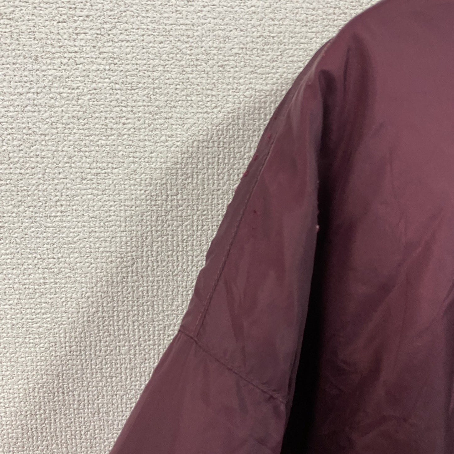 Holloway　ホロウェイ　フルジップナイロンジャケット　フード　ボルドー　Mサイズ