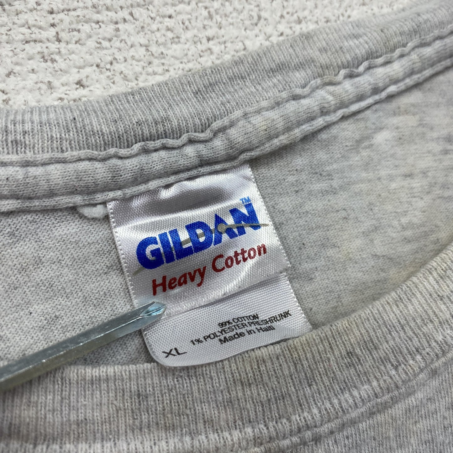 GILDAN　ギルダン　半袖プリントイラストTシャツ　Vintage Tatra T87　灰色　グレー　XLサイズ