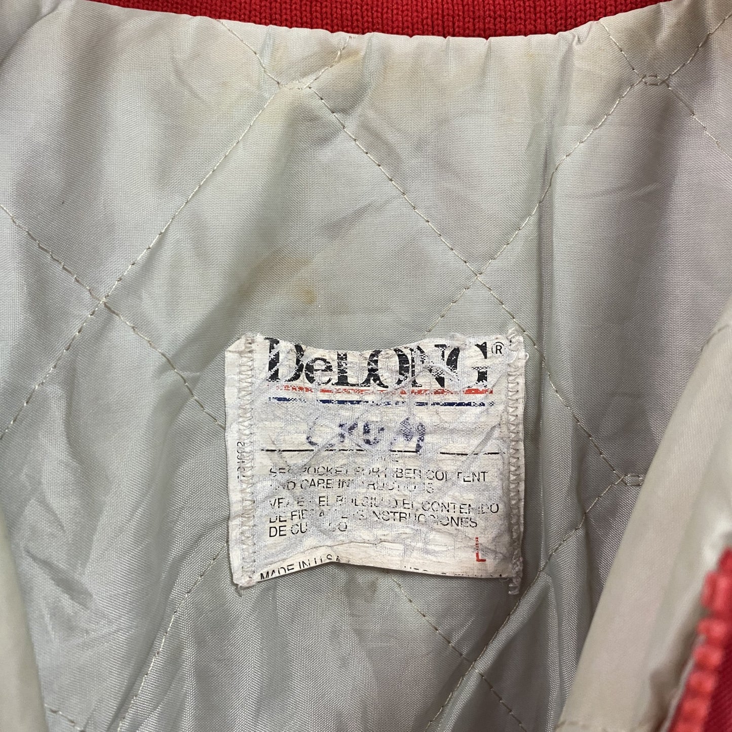 DeLONG　デロング　ハーフジップナイロンジャケット　赤　レッド　Lサイズ