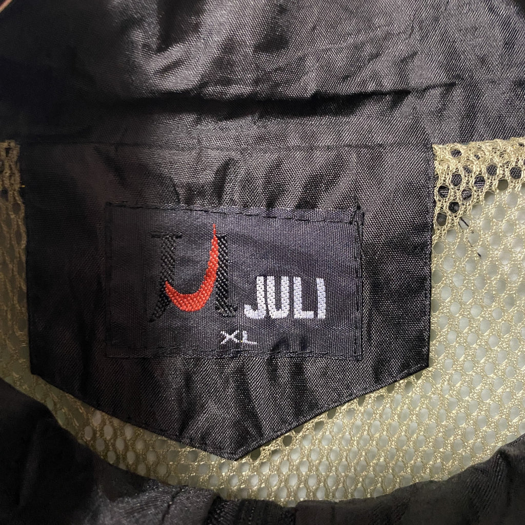 古着 used　JULI　長袖フルジップナイロンジャケット　ハイネック　ポイント刺繍　黒　ブラック　ビッグシルエット　XLサイズ