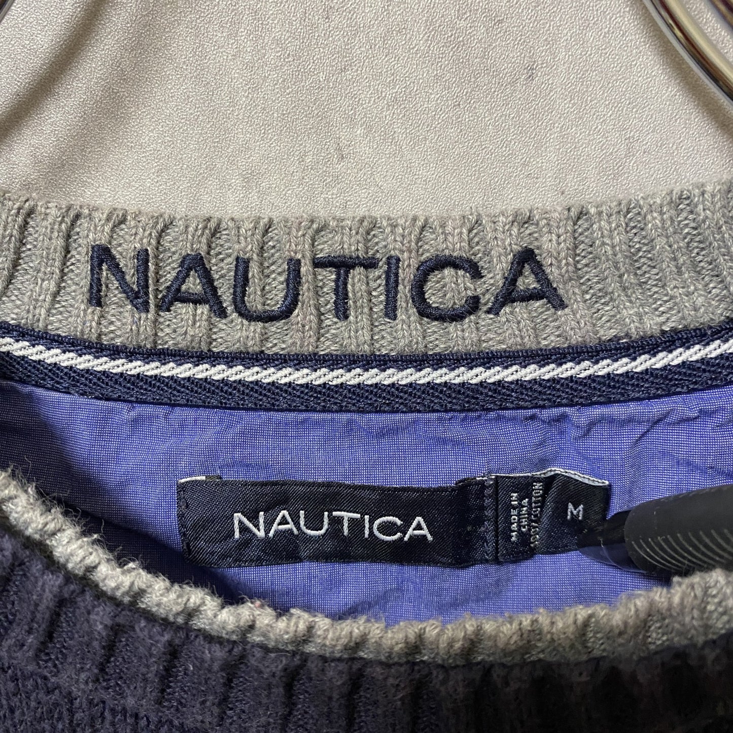 古着　used　NAUTICA ノーティカ　長袖ニット　セーター　ロゴ刺繍　ワンポイント　ネイビー　クルーネック　Mサイズ