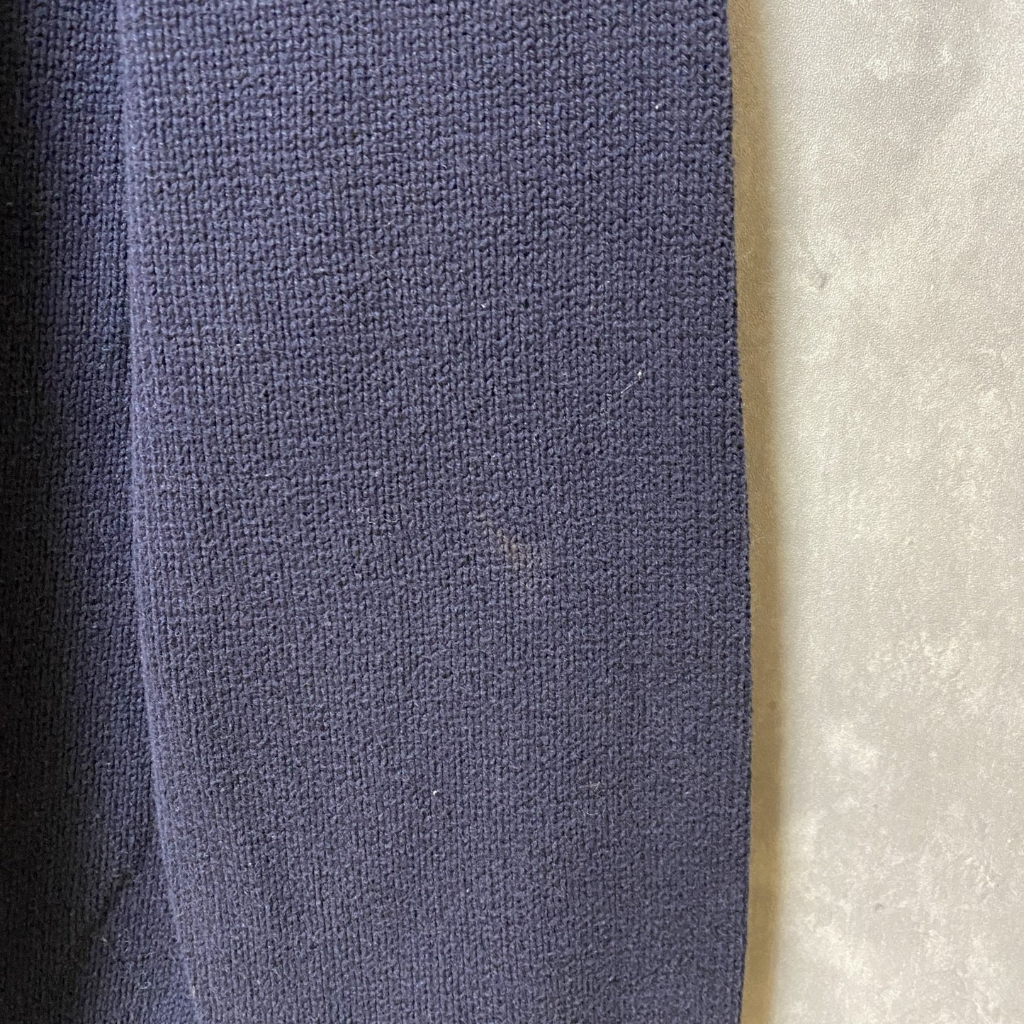 古着　used　NAUTICA ノーティカ　長袖ニット　セーター　ロゴ刺繍　ワンポイント　ネイビー　クルーネック　Mサイズ