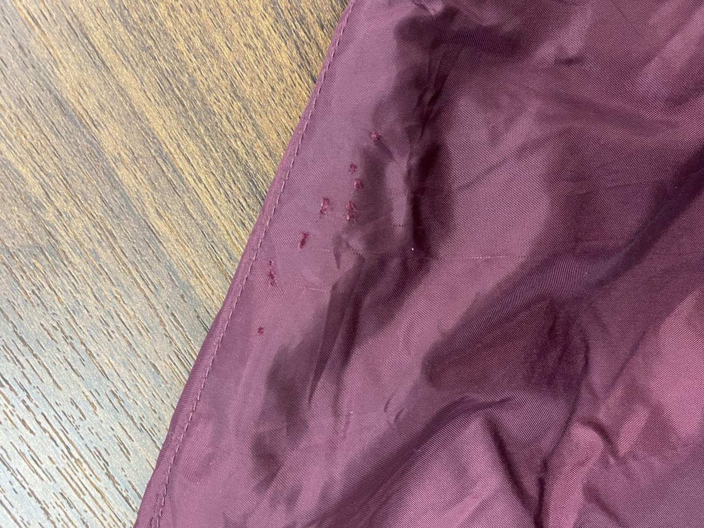 Holloway　ホロウェイ　フルジップナイロンジャケット　フード　ボルドー　Mサイズ