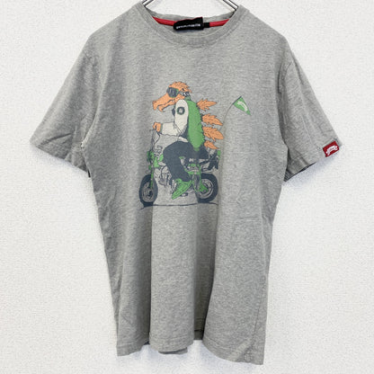 古着 used　Celldusn　半袖プリントTシャツ　クルーネック　レトロデザイン　　バイク　グレー　灰色　Mサイズ