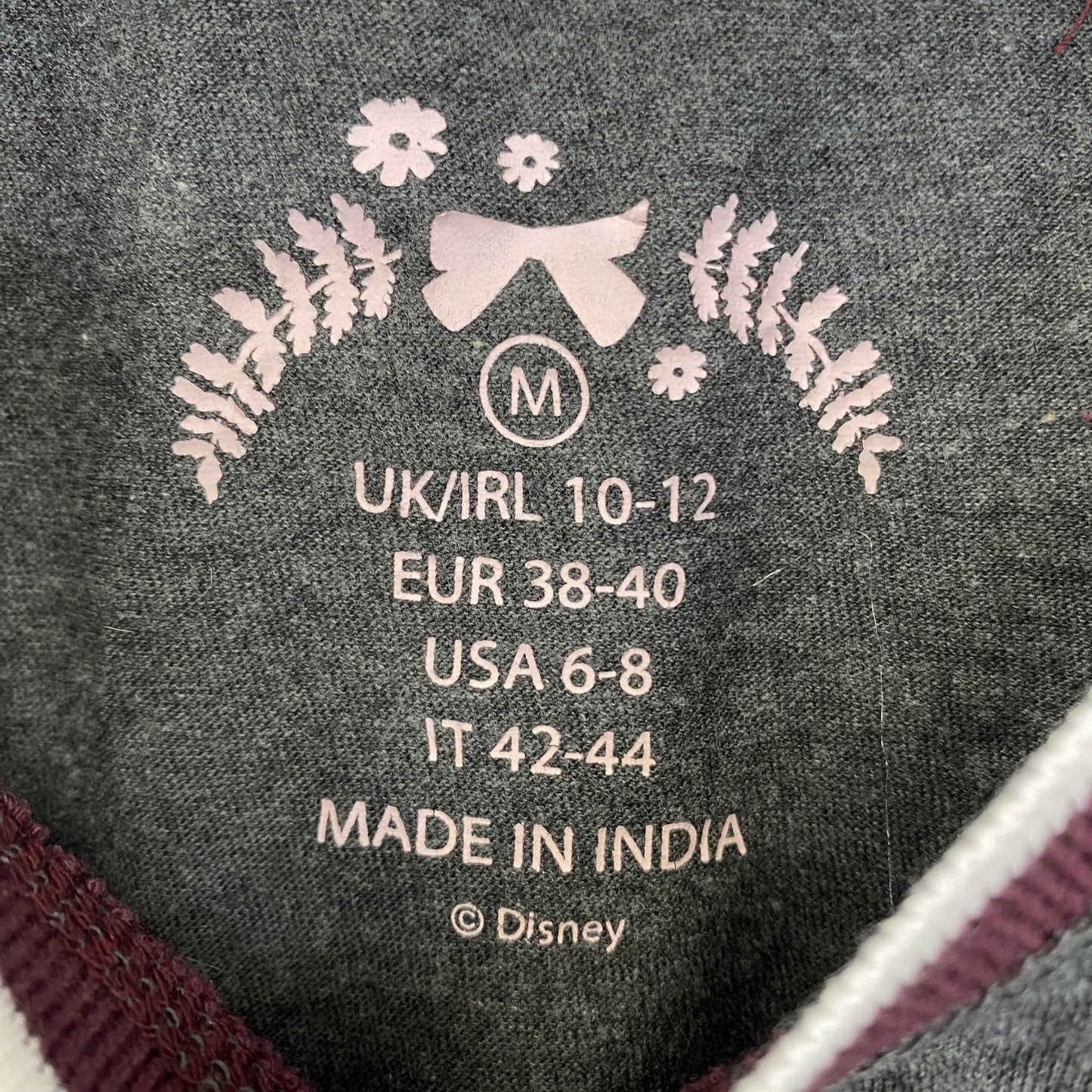 古着 used　Disney　ディズニー　半袖プリントTシャツ　バンビ　Bambi　レトロデザイン　ダークグレー　Mサイズ